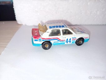 Matchbox stretcha fetcha a skoda - 4