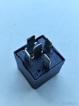 Relé 12V 20/30A - 4