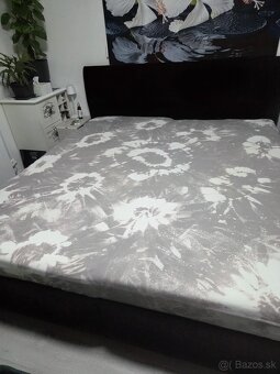 Manželská posteľ - 4