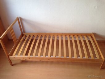 Drevená posteľ IKEA - 4