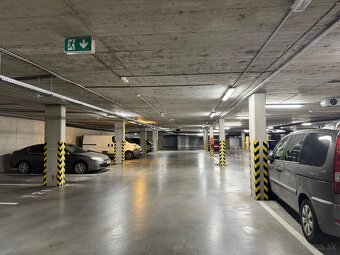 Parkovacie státie ulica Závodu Matador - Petržalka - 4