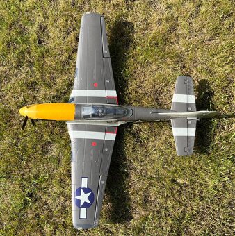 RC model Mustang P-51 - 4