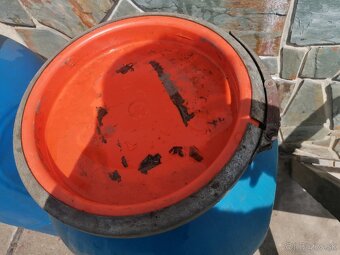 2x 100l zaťahovacie sudy - 4