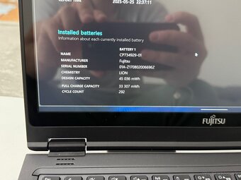 Dotykový notebook aj tablet 2v1 Fujitsu Lifebook P727 - 4