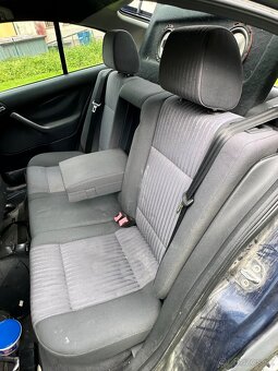 Sedačky Škoda Octavia 1 – predné aj zadné (komplet) - 4