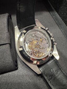 Omega Speedmaster Moonwatch Professional - 4