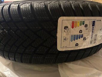 205x55R16 - 4