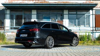 Kia Ceed SW 1.5 T-GDi GT-Line - 4