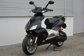 skúter aprilia SR50 2009 AM od 15 rokov ZIMNÁ CENA - 4