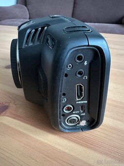 Black Magic Pocket Cinema Camera 4K - 4