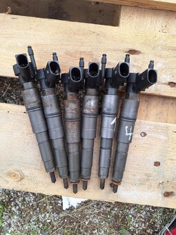 Predám diely z motora BMW X5 e70r.v 2008 - 4