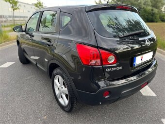 NISSAN QASHQAI 1.6i Nová STK - 4