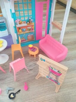 Barbie domček Dom v Malibu, bábika Daisy zdarma - 4