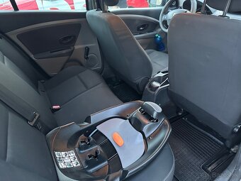 Renault Megane 2010 - 4