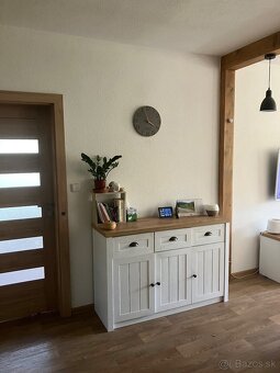Izba s balkónom - 4