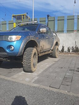 Mitshubishi L200 supersellect - 4