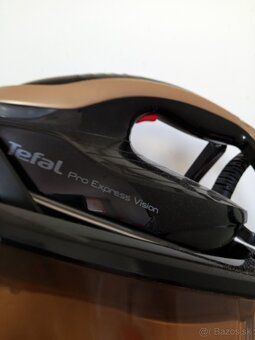 Parný generátor Tefal Pro Express Vision - 4