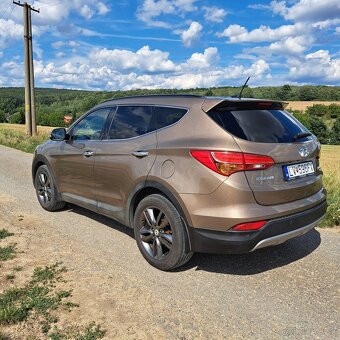 Hyundai Santa Fe - 4