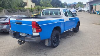 Predam Toyota Hilux 2,4D-4D - 4