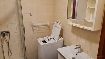 Prenájom menšieho 2-izb.bytu v RD, Petržalka - 4