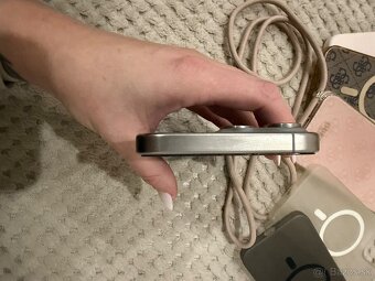 iPhone 15 Pro Max, 256GB - 4