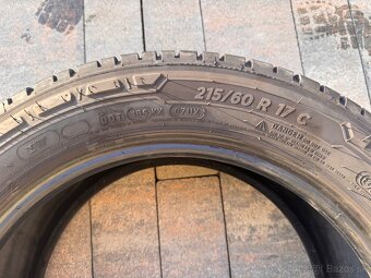 Michelin AGILIS 3 - 215/60/R17 C (109T / 104H) - 4