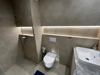 Krásny 2 izbový byt po kompletnej rekonštrukcii - 4