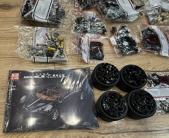 MOULD KING 13163 Bugatti La Voiture Noire - 4