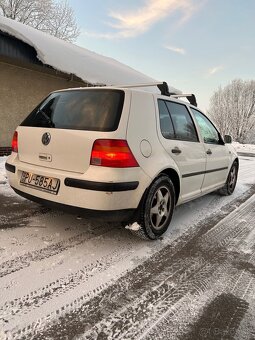 Volkswagen Golf 4 - 4