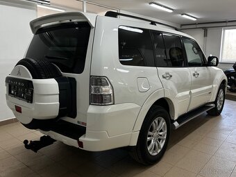 Mitsubishi Pajero 3.2DI-D LWB Instyle A/T - 4