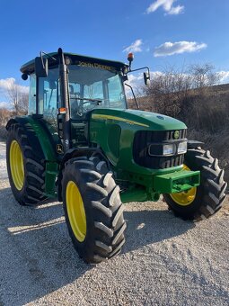 Predám traktor JOHN DEERE 5820 - 4