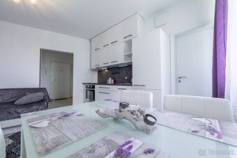 Novostavba 2 izbového bytu s loggiou a garážou - 4