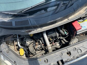 Renault Scenik 1,5 dci - 4