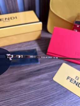 Slnečné okuliare Fendi - 4