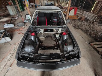 BMW E30 316i (1985) + BMW E30 318i (1988) projekt / renovace - 4