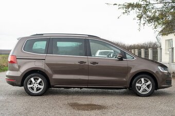 Volkswagen Sharan 2.0 TDI Comfortline 4Motion - 4
