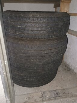 Predám zimné gumy na auto 185/65 R15 88t - 4