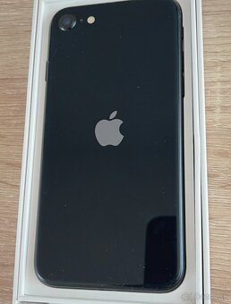 Iphone SE (2022) - 4