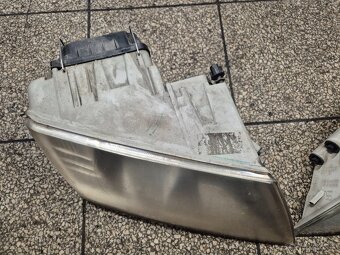 Predám predné svetlá na Škoda Octavia II 2 predfacelift - 4