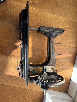 Starožitne šijacie stroje - 4