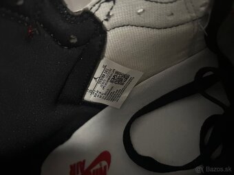 Nike Air Jordan 1 High OG - 4