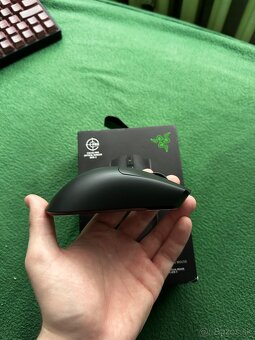 Razer Viper v3 Pro CUSTOM - 4