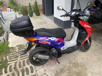 Honda X8R - 4