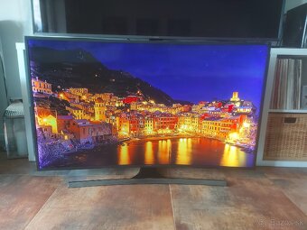 Samsung UE55JS8502T 55"4K Ultra HD Smart TV 3D 120Hz
- 4