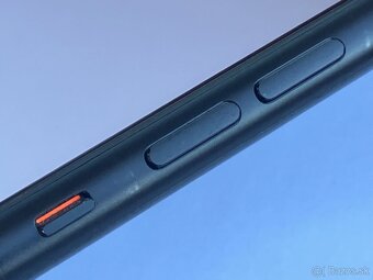 Apple iPhone SE 2020 128GB čierny / batt. 85% - 4