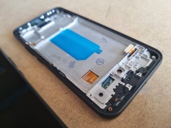 Predám nové displeje na Samsung Galaxy - 4