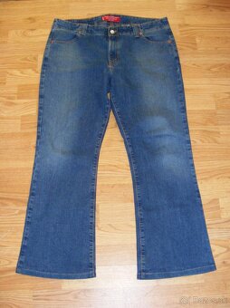 Pánske kordové džínsy a dámske džínsy Levi's - 4