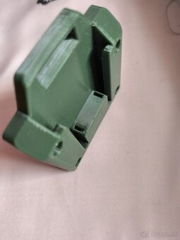 Predám držiaky na baterky PARKSIDE - 4