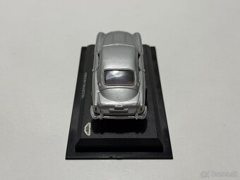 Aston Martin DB5 - James Bond model auta (1:43) - 4