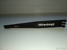 Horný plastový držiak krytu batérie Traxxas - 4